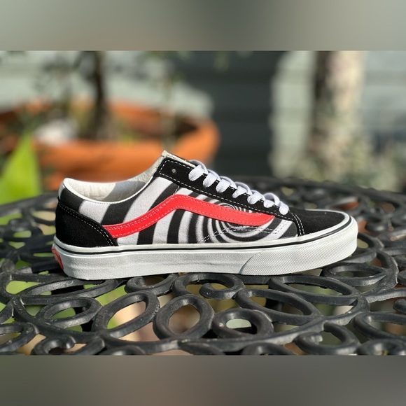 Vans — Swirl Style 36 Shoes - Picture 5 of 7